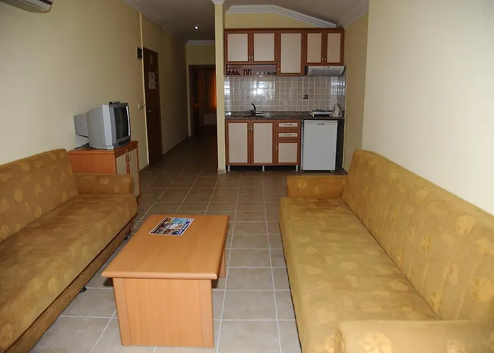 מלון דירות Akman Beach Apart